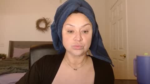 Alyssiaamorexo online show from November 14, 2025, 1:54 pm