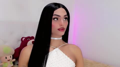 amal_baddel_ online show from October 30, 2025, 4:03 am