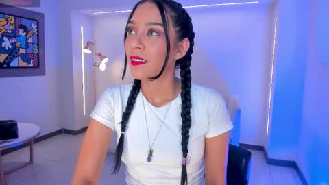 Snapshot of amalia_cruss chatting on September 28, 2025, 11:43 pm Amalia cruss online show from September 28, 2025, 11:43 pm