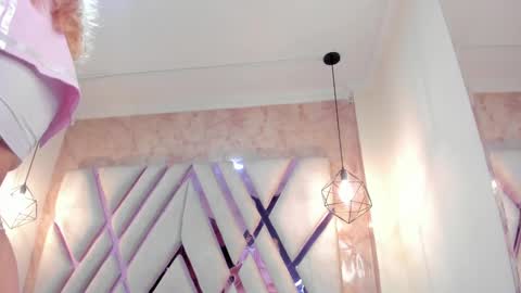 Amalia Im Back See you soon this January 7 at 10 pm Colombia time online show from January 28, 2025, 2:21 am