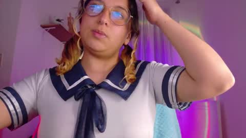 Amalia Im Back See you soon this January 7 at 10 pm Colombia time online show from October 15, 2025, 2:44 am