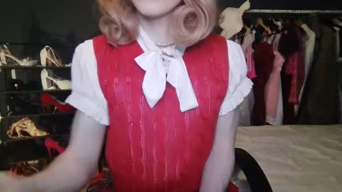 Snapshot of amaliecd chatting on February 2, 2025, 7:14 pm Amalie online show from February 2, 2025, 7:14 pm