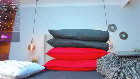 amanda29_ online show from October 27, 2025, 7:18 pm