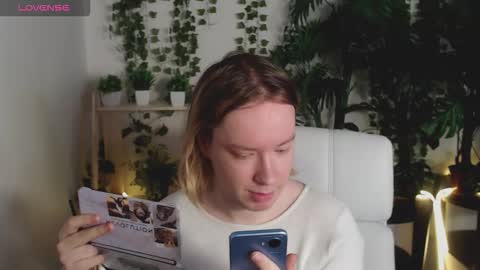 Hi im Amanda online show from December 14, 2025, 10:09 am