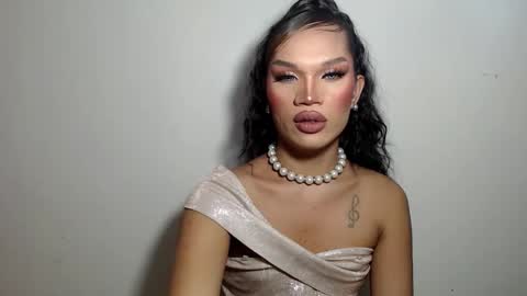 Amanda online show from November 18, 2025, 12:20 pm