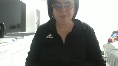 Anda online show from November 16, 2025, 10:37 pm