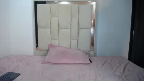 Snapshot of amandarousell chatting on December 22, 2024, 12:07 am AmandaRousel online show from December 22, 2024, 12:07 am