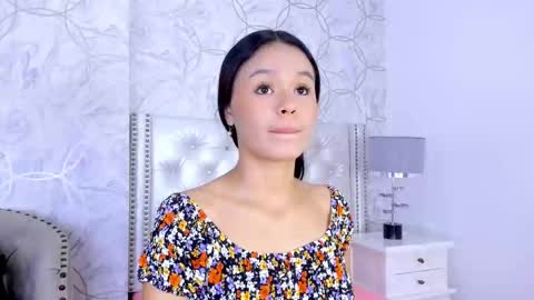 amara_rousse online show from November 25, 2025, 11:43 am