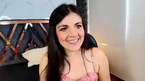 Snapshot of amara_vega chatting on November 1, 2025, 1:46 pm Amara Vega online show from November 1, 2025, 1:46 pm
