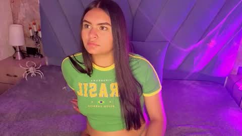 amarahanks_ online show from October 28, 2025, 11:58 am