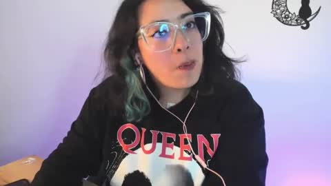  Katt   online show from February 1, 2025, 11:48 pm