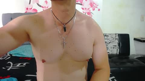 Snapshot of amaya_627 chatting on January 12, 2025, 3:25 pm AMAYA online show from January 12, 2025, 3:25 pm