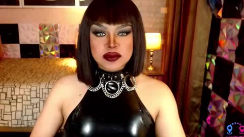 Snapshot of amazingfatcock_ts chatting on October 7, 2025, 7:00 pm MISS JAZMINE QUEEN OF HELLFIRE online show from October 7, 2025, 7:00 pm