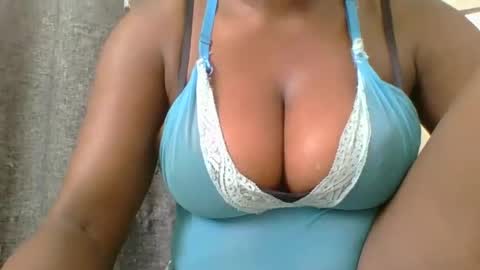 Mia online show from January 13, 2025, 12:56 pm