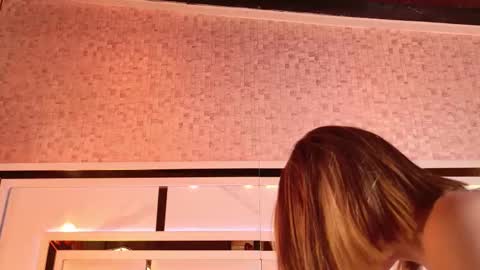 Julieta  online show from September 29, 2025, 11:37 am