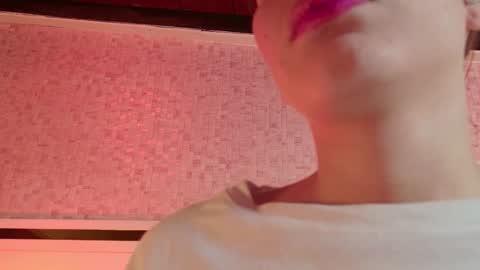 Julieta  online show from November 19, 2025, 11:32 am