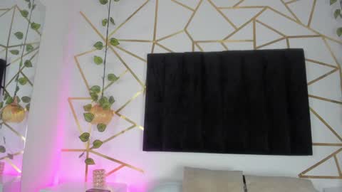 Amber online show from January 30, 2025, 7:37 pm