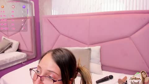 Snapshot of ambeerrwood_ chatting on February 6, 2025, 5:51 pm . Amber Wood . online show from February 6, 2025, 5:51 pm