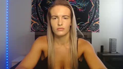 Amber online show from October 5, 2025, 2:59 pm