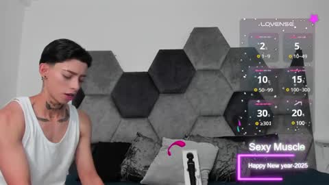 Snapshot of amber_adams_ chatting on February 11, 2025, 1:30 pm Amber online show from February 11, 2025, 1:30 pm