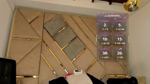 Snapshot of amber_adams_ chatting on September 15, 2025, 1:00 pm Amber online show from September 15, 2025, 1:00 pm