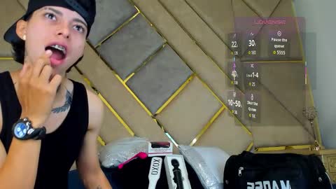 Snapshot of amber_adams_ chatting on October 20, 2025, 2:50 pm Amber online show from October 20, 2025, 2:50 pm