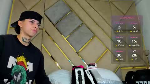 Snapshot of amber_adams_ chatting on October 21, 2025, 4:08 pm Amber online show from October 21, 2025, 4:08 pm