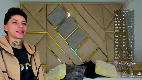 Snapshot of amber_adams_ chatting on November 13, 2025, 1:32 pm Amber online show from November 13, 2025, 1:32 pm