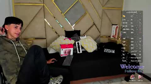 Snapshot of amber_adams_ chatting on November 14, 2025, 4:17 pm Amber online show from November 14, 2025, 4:17 pm