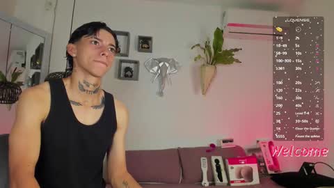 Snapshot of amber_adams_ chatting on December 14, 2025, 3:06 pm Amber online show from December 14, 2025, 3:06 pm