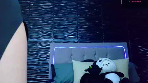 amber_bull online show from September 20, 2025, 12:17 pm