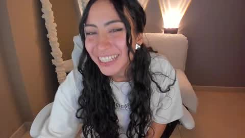 amber_curly online show from February 16, 2025, 8:55 pm