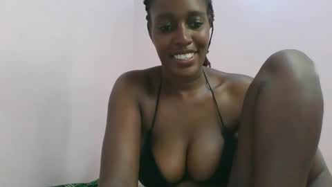 amber_cutie2 online show from November 9, 2025, 7:06 am