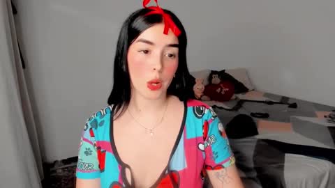 Snapshot of amber_landy1 chatting on January 22, 2025, 5:38 pm amber online show from January 22, 2025, 5:38 pm