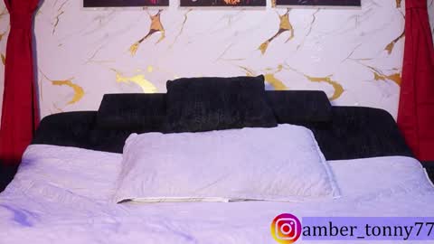     online show from December 14, 2025, 9:14 am