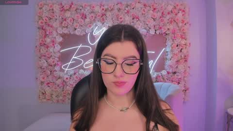 Amber  online show from January 17, 2025, 7:49 pm