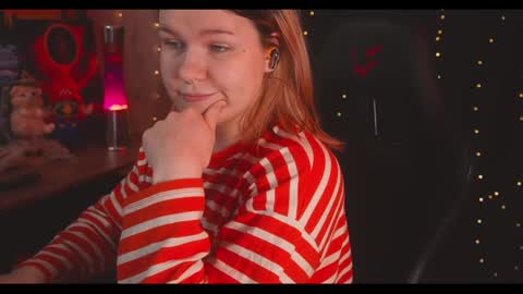 Snapshot of amberlyyy chatting on December 29, 2024, 12:45 pm my name is Sonya but you can call me your favorite girl 3 online show from December 29, 2024, 12:45 pm