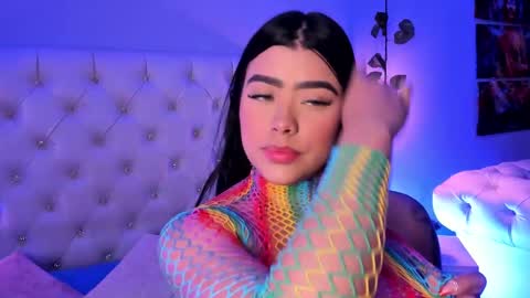 Snapshot of amberr_rousse chatting on September 29, 2025, 12:10 pm MISS AMBERR online show from September 29, 2025, 12:10 pm