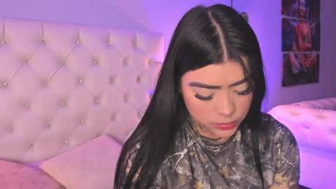 Snapshot of amberr_rousse chatting on September 30, 2025, 12:10 pm MISS AMBERR online show from September 30, 2025, 12:10 pm