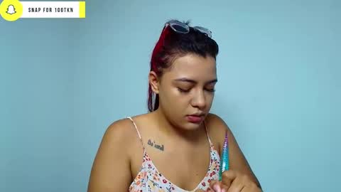 Snapshot of ameli_and_lucas chatting on January 2, 2025, 3:26 am Amelia Lucas online show from January 2, 2025, 3:26 am