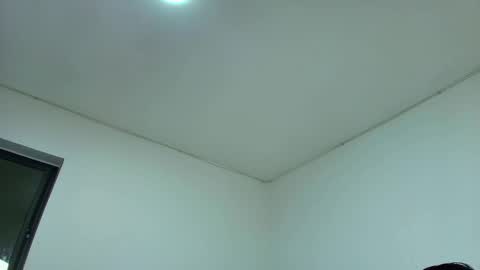 Snapshot of ameli_and_lucas chatting on January 7, 2025, 3:03 am Amelia Lucas online show from January 7, 2025, 3:03 am