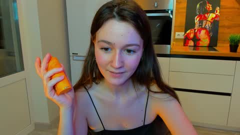 Snapshot of ameli_moon chatting on December 10, 2024, 3:33 pm Eileen online show from December 10, 2024, 3:33 pm