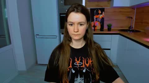 Snapshot of ameli_moon chatting on March 5, 2025, 6:56 pm Eileen online show from March 5, 2025, 6:56 pm