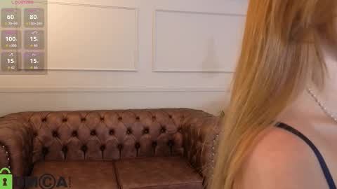 Snapshot of amelia_chillvibes chatting on October 19, 2025, 11:55 am AMELIA online show from October 19, 2025, 11:55 am