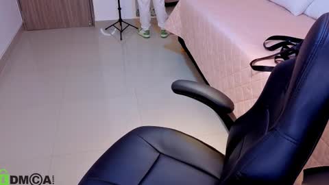 Snapshot of amelia_chillvibes chatting on November 14, 2025, 11:42 am AMELIA online show from November 14, 2025, 11:42 am