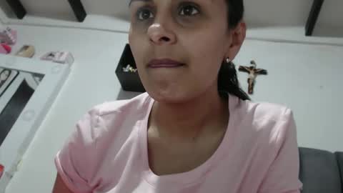 Snapshot of amelia_exotic chatting on November 17, 2025, 4:29 am amelia online show from November 17, 2025, 4:29 am