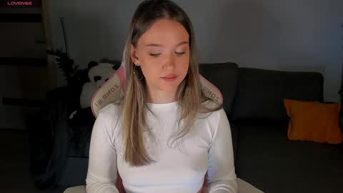 Snapshot of amelia_lein chatting on December 4, 2024, 10:51 pm Your Amelia online show from December 4, 2024, 10:51 pm