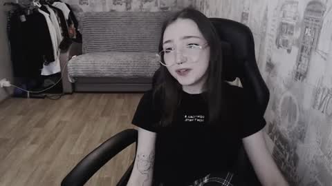 Snapshot of ameliakamishiro chatting on January 16, 2025, 11:58 am Amelia online show from January 16, 2025, 11:58 am