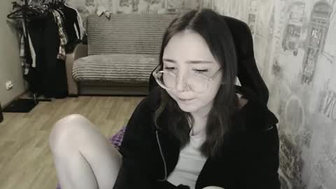 Snapshot of ameliakamishiro chatting on February 9, 2025, 8:02 pm Amelia online show from February 9, 2025, 8:02 pm