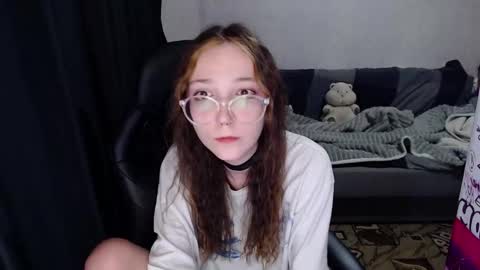 Snapshot of ameliakamishiro chatting on October 5, 2025, 8:01 am Amelia online show from October 5, 2025, 8:01 am